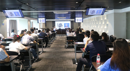 CG电子游戏集团举行《民法典》专题培训