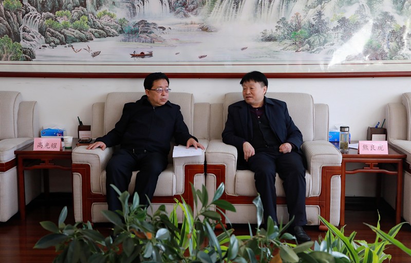 熊良虎拜会榆林市市长李春临、副市长张胜利