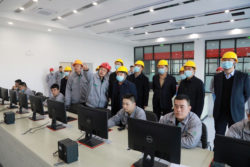 熊良虎拜会榆林市市长李春临、副市长张胜利