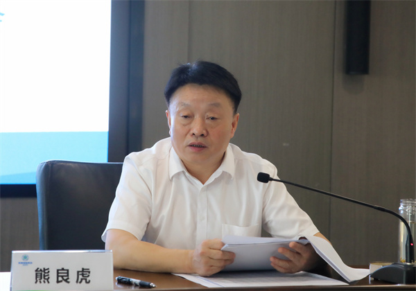 CG电子游戏集团召开稳增添防风险强作风发动会