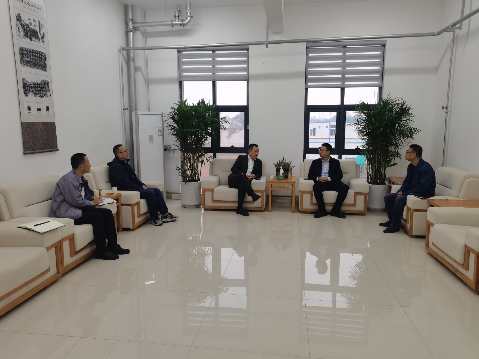 桂宏拜会宝鸡市金台区副区长、、、蟠龙新区党工委书记、、、管委会主任张斌